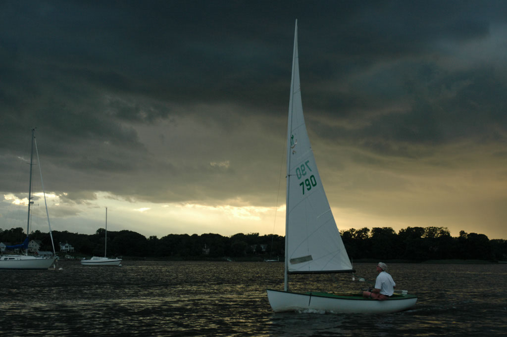 06232009-194506thomLee